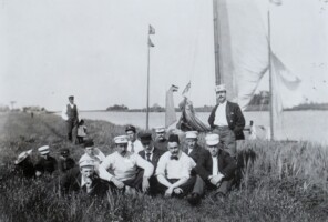 1895 Tocht naar Alkmaar. J Jaski, C Suijver, G J van Spalt, Jan Püncke, F Jaski, Ruwers, C Jaski, Chris Kiewit, Jan Vorstelman en ??