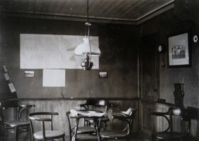 1906, Clubkamer