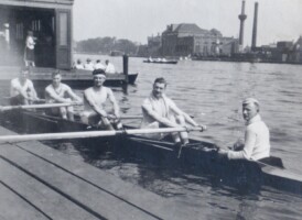 1926 W Hendrikse (boeg), Miep Hemmes, Luuk van Essen, Christiaan Schut (slag), Kees van Soelen (stuurman)