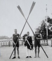 1928, vlnr: Co van Bergen (boeg) Hendrik Smits (stuurman), Kees Dusseldorp (slag) Deelnemers OS 1928