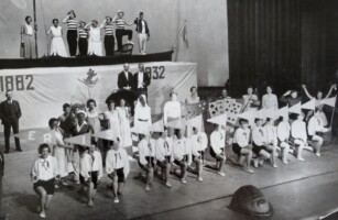 1932 de Revue Wij Roeien, finale