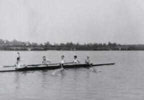 1941, winnaars licht vier Triton