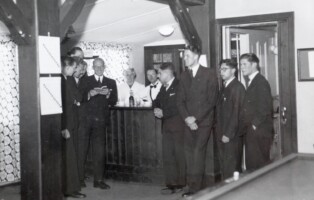 1942, Buffet in Clubgebouw