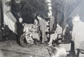 1947 Huldiging Europees Kampioenen dubbeltwee, Henk van der Meer en Tom Neumeier