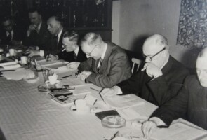 1955, eerste jaarvergadering in het nieuwe clubgebouw